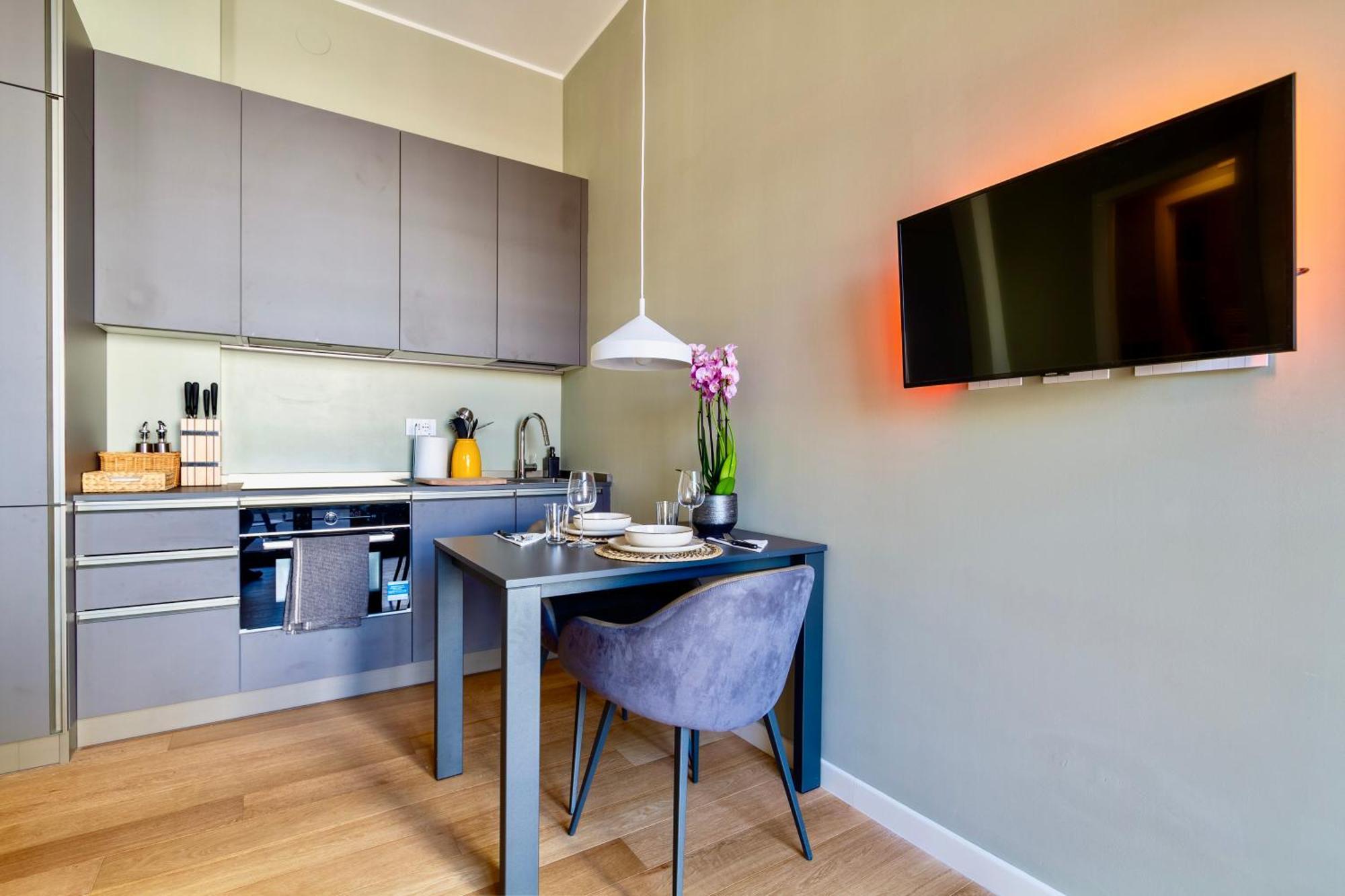 Urban Luxury - Bright And Central Apartment Milano Esterno foto